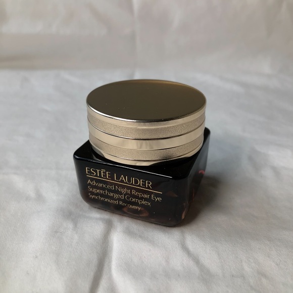 Advanced Night Repair Eye Cream - Picture 2 of 9